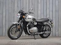 TRIUMPH BONNEVILLE T120