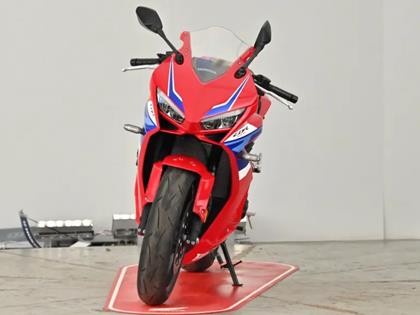 HONDA CBR650R