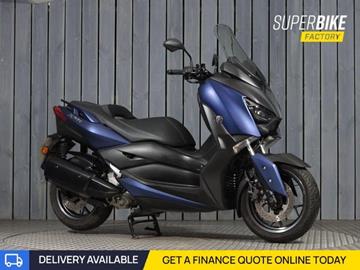 YAMAHA XMAX 300