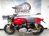 TRIUMPH THRUXTON 1200 R