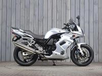 YAMAHA FZS600 FAZER