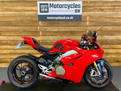 DUCATI PANIGALE V4S