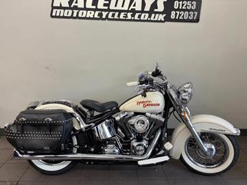 HARLEY-DAVIDSON SOFTAIL