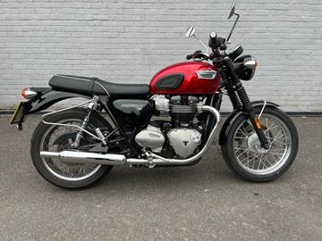 TRIUMPH BONNEVILLE T100