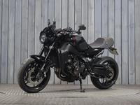 YAMAHA XSR900