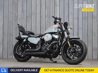 HARLEY-DAVIDSON SPORTSTER 1200 