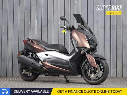 YAMAHA XMAX 300