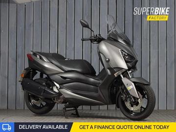 YAMAHA XMAX 300