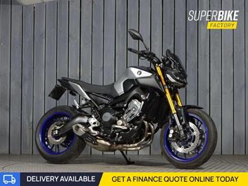 YAMAHA MT-09