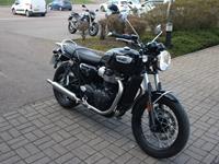 TRIUMPH BONNEVILLE T100