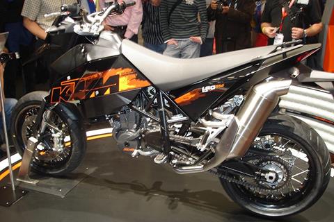 Intermot: 2007 KTMs