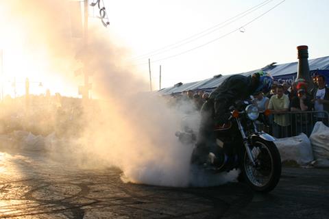 Record burnout attempt falls short