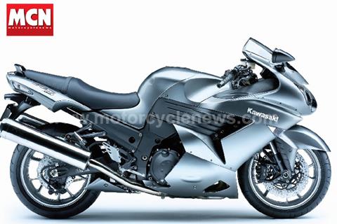 2008 Kawasaki ZZ-R1400 goes head to head Suzuki Hayabusa