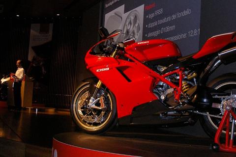 Milan Show: Ducati unveils 180bhp 1098R motorcycle in Milan