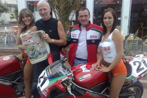 MCN at Hooters, Tenerife