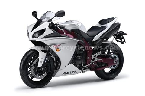 Hear the 2009 Yamaha R1 running