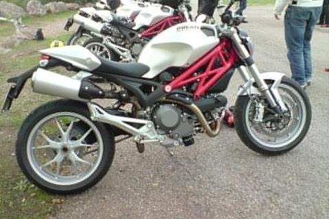 New Ducati Monster 1100 First Ride!