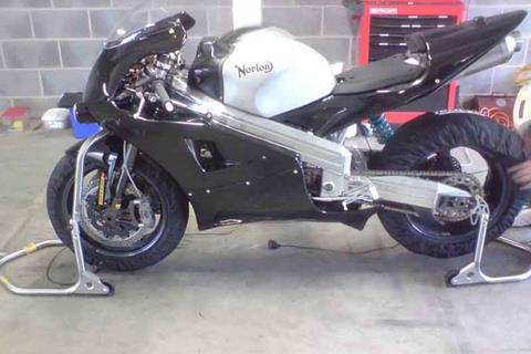 New Norton rotary race bike testing at Donington