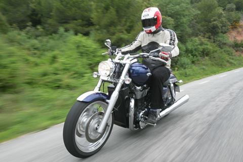 Triumph's Thunderbird 1600 gets rated by Harley riders