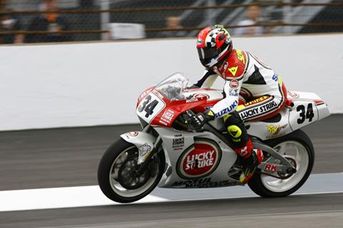 Schwantz reunited with 1993 RGV500, Roberts rides TZ750 flat tracker