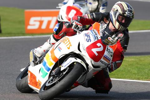 Video: Onboard Padgetts Superstock Fireblade