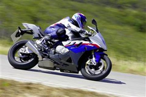 Facts and figures: BMW S1000RR vs Fireblade vs GSX-R1000 vs R1 vs ZX-10R