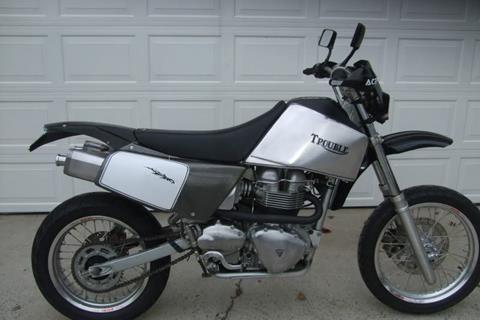 Triumph Bonneville Supermoto 'Trouble'