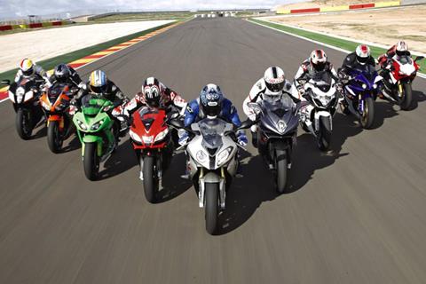 Video: BMW S1000RR is king