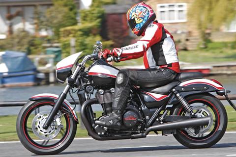 Triumph Thunderbird gets hot-rodded 