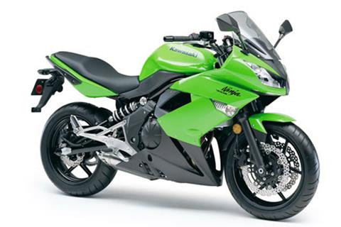 Video: Kawasaki Ninja 400R in action