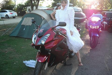 Bride on a VFR