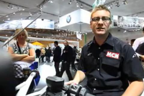 Cologne Bike Show: 2011 BMW K1600GT video