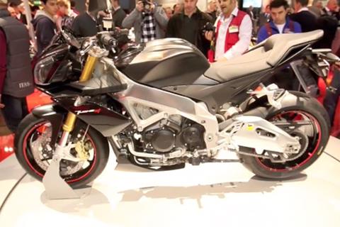 Video: Aprilia Tuono V4 unveiled