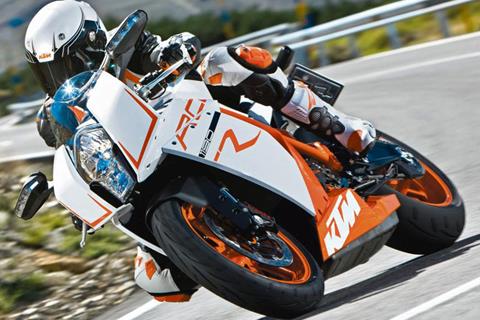 2011 KTM RC8R gets smoother and slicker