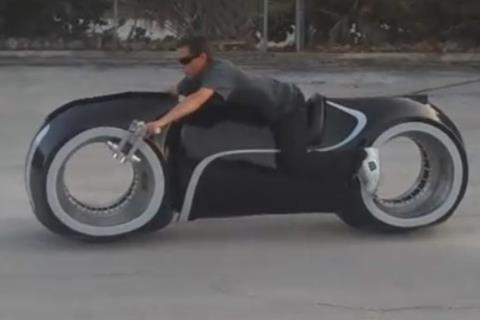 Video: Tron lightcycle ridden