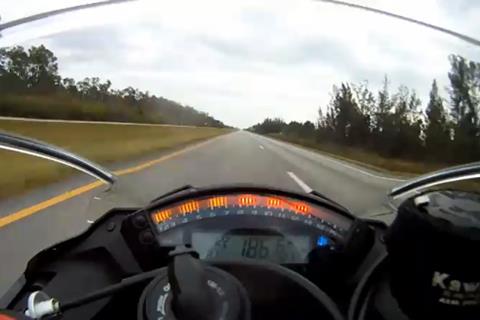 Video: 2011 Kawasaki ZX-10R top speed run on the road