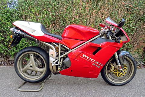 Super Duc: 916 fetches £42,750 to break UK auction record