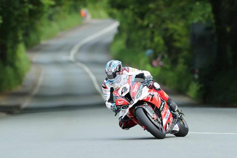 Roads: Ian Hutchinson ruled out of this year's Isle of Man TT by ACU