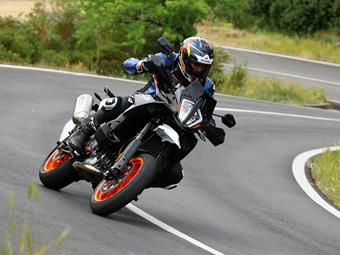 KTM 890 SMT (2023-on) review