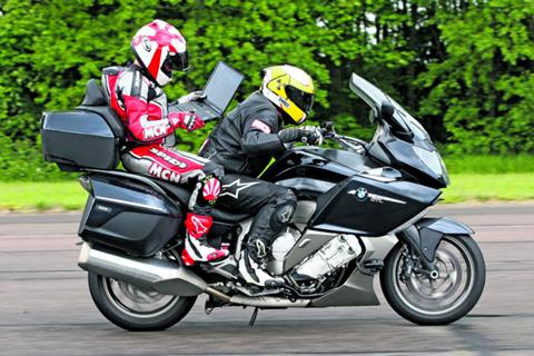 Video: BMW K1600GTL speed testing