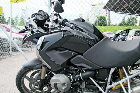 Spied: BMW R1200GS with Ohlins electronic suspension