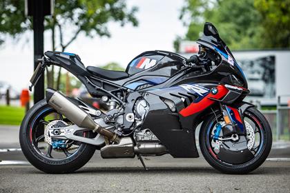 BMW M1000RR (2023-on)