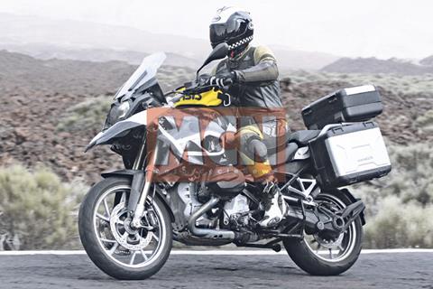 Water-cooled BMW R1250GS spied!