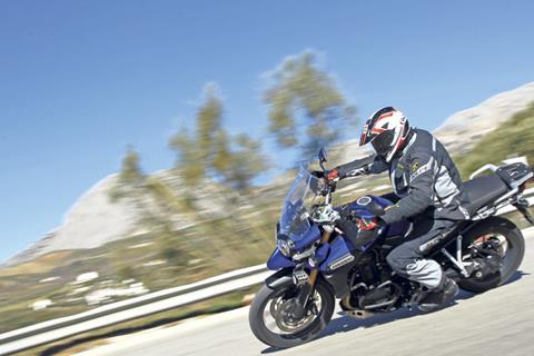 Video: Triumph Explorer 1200 first ride