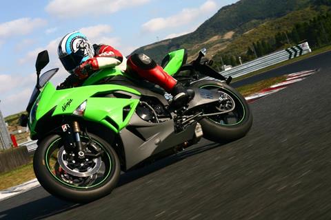 Finance and free extras with new Kawasaki ZX-6R