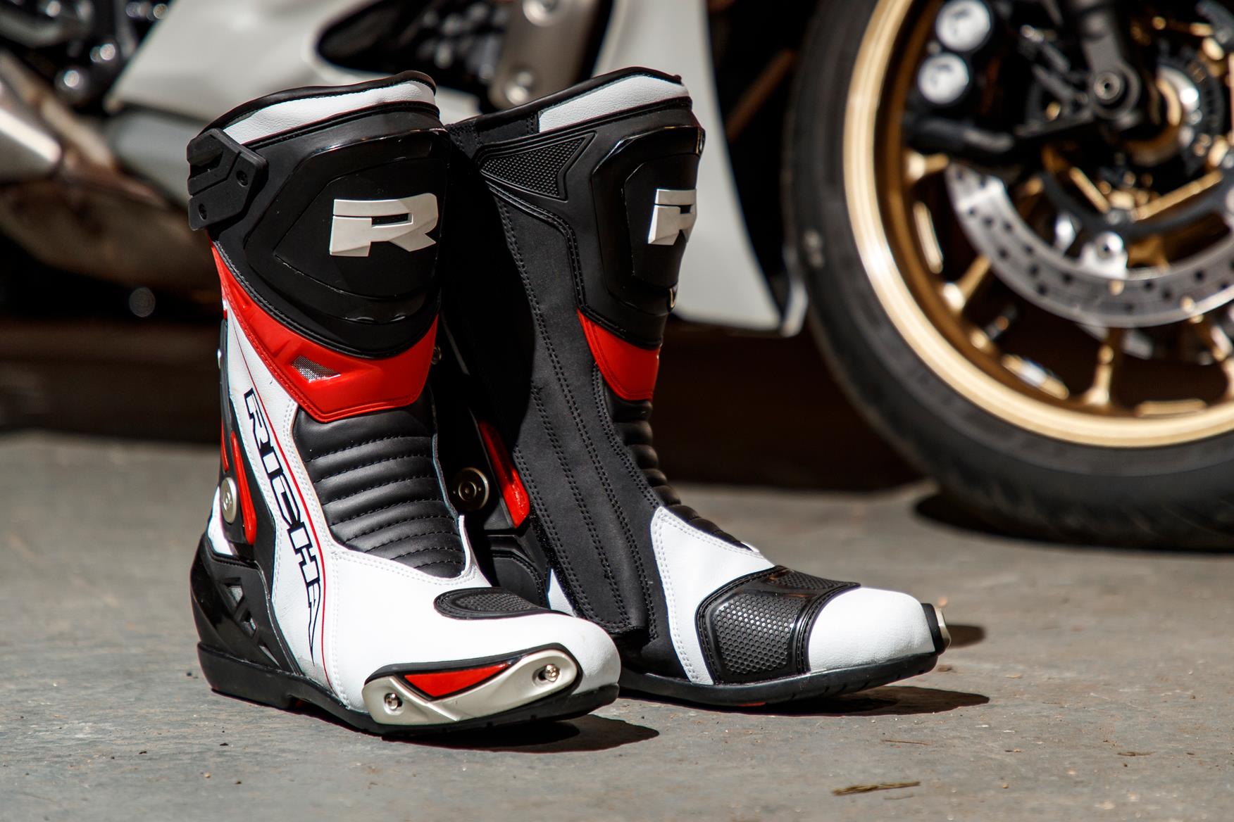 Hipora hotsell motorcycle boots