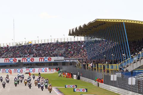 Lap the Assen TT circuit with MCN