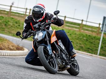 KTM 125 DUKE (2024-on) review