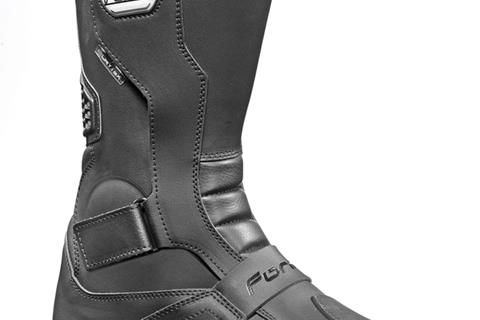 Forma launch new Street Evo Boot 