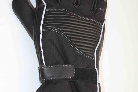 25% off winter gloves at Hein Gericke